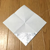 折り紙「かぶとの折り方 2」